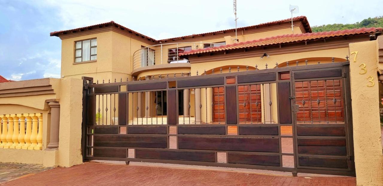 Asda Guesthouse Mogwase Buitenkant foto