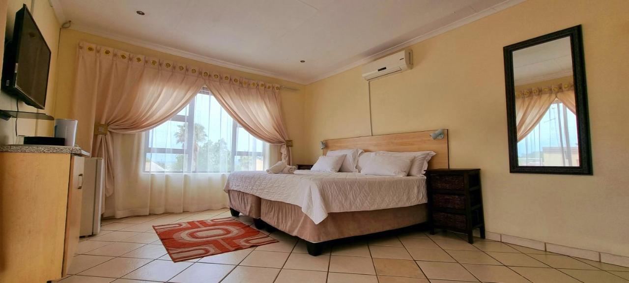 Asda Guesthouse Mogwase Buitenkant foto